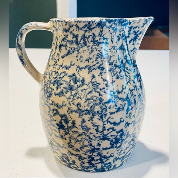Vtg RRP Co. 700 Blue Spongeware 1 Quart Pitcher Robinson Ransbottom Roseville - Picture 2 of 4